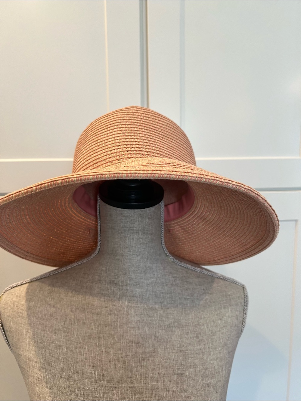 Wide Brim Straw Sun Hat in Blush Pink